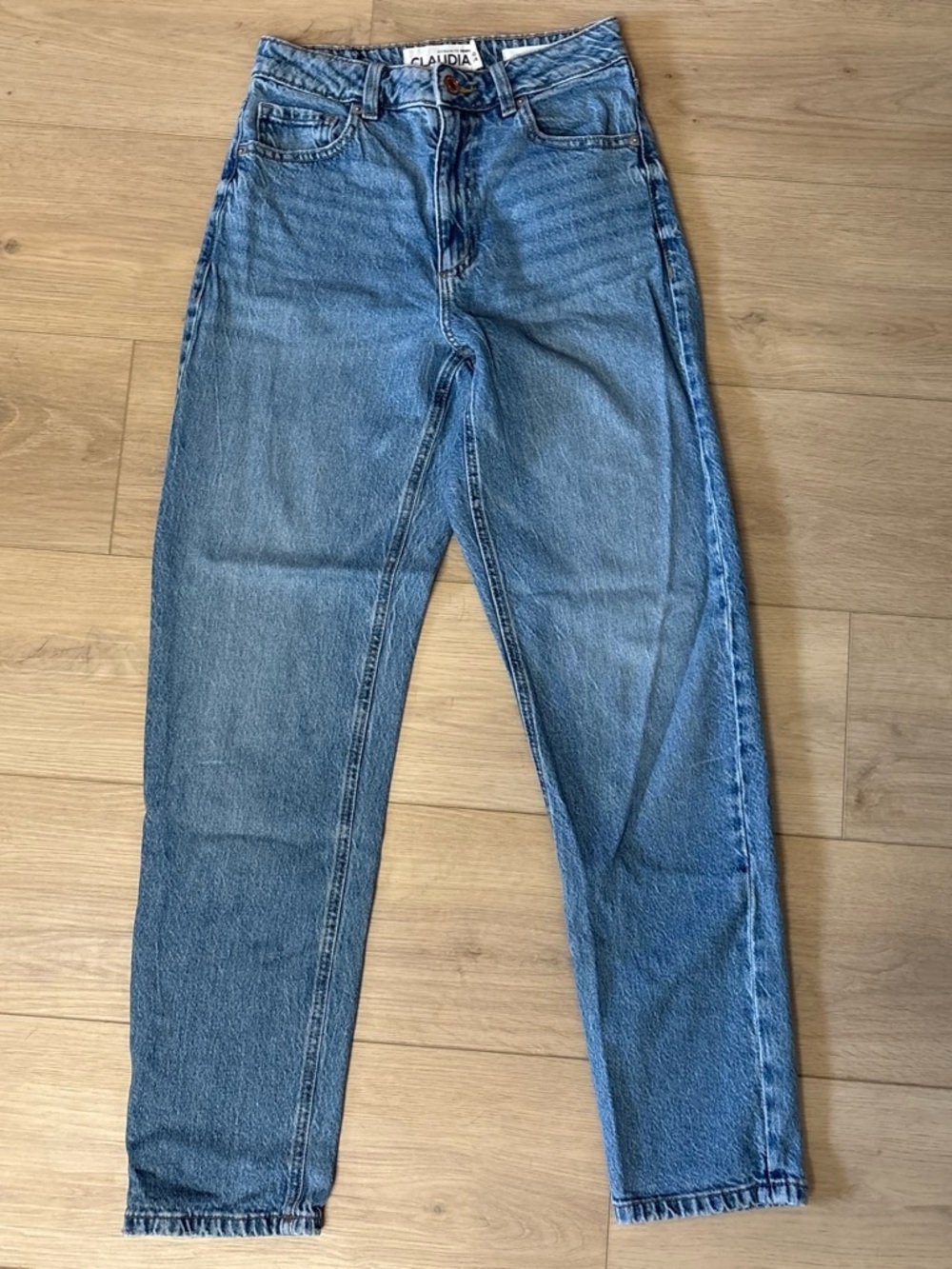 Dynamite High-Rise Light Blue Mom Jeans